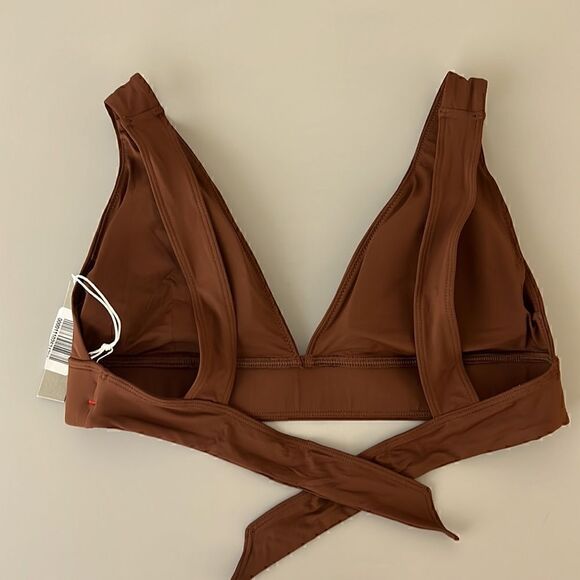 NWT Everlane ReNew The Triangle Bikini Top in Rosewood Size L - Picture 5 of 8